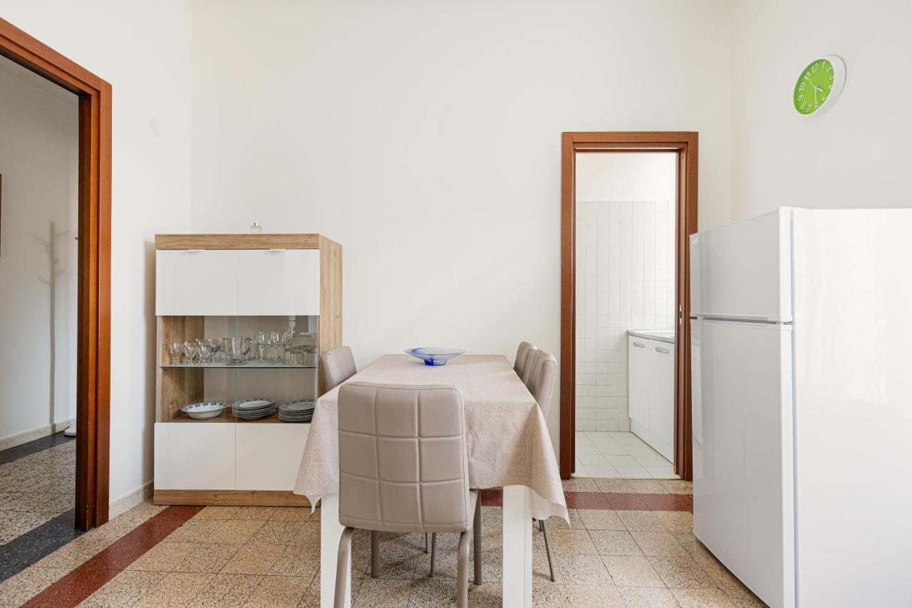 Milano Ca' Granda Bright Apartment ภายนอก รูปภาพ