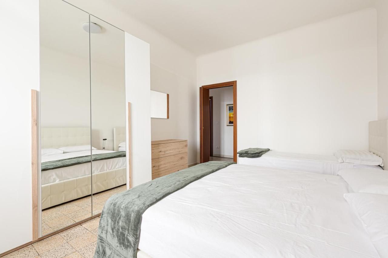 Milano Ca' Granda Bright Apartment ภายนอก รูปภาพ