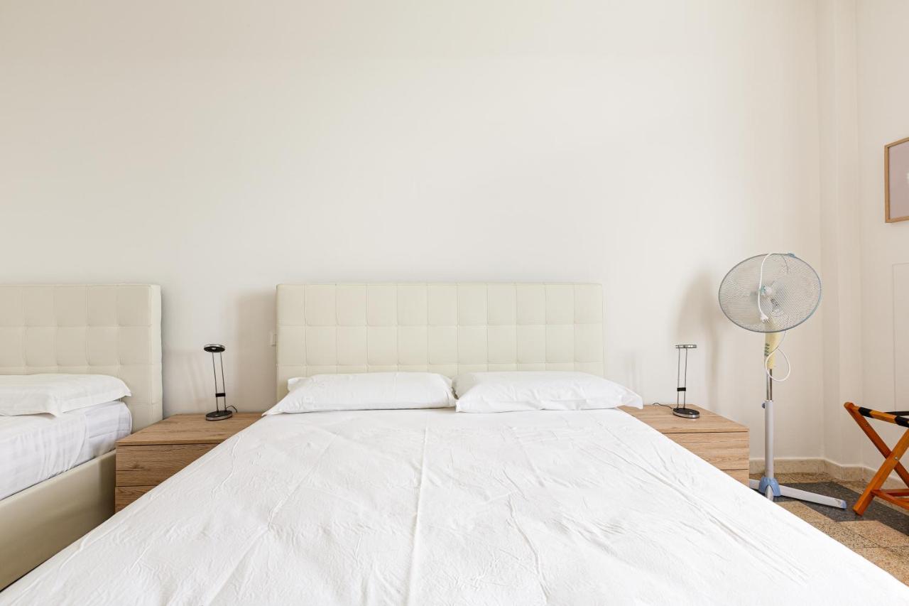 Milano Ca' Granda Bright Apartment ภายนอก รูปภาพ